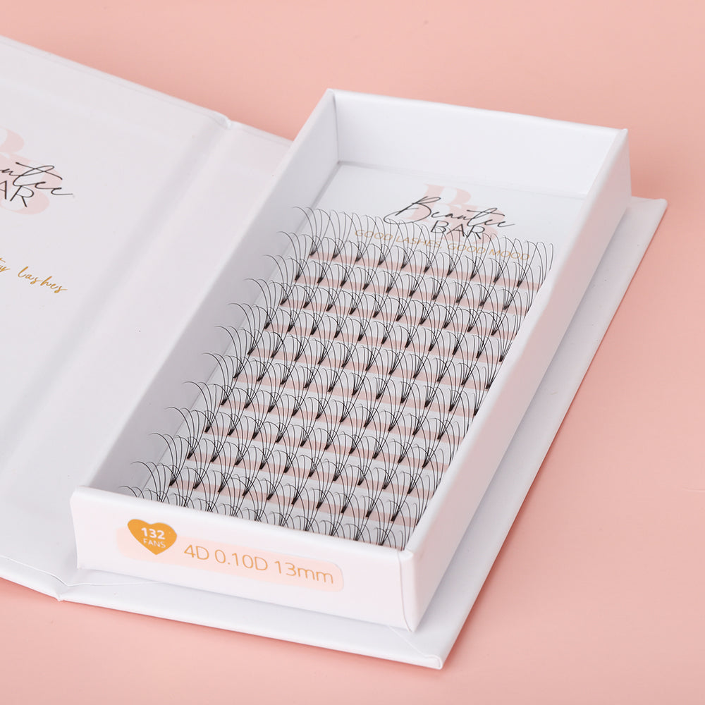 4D Premade Fans D Curl Lashes in Black