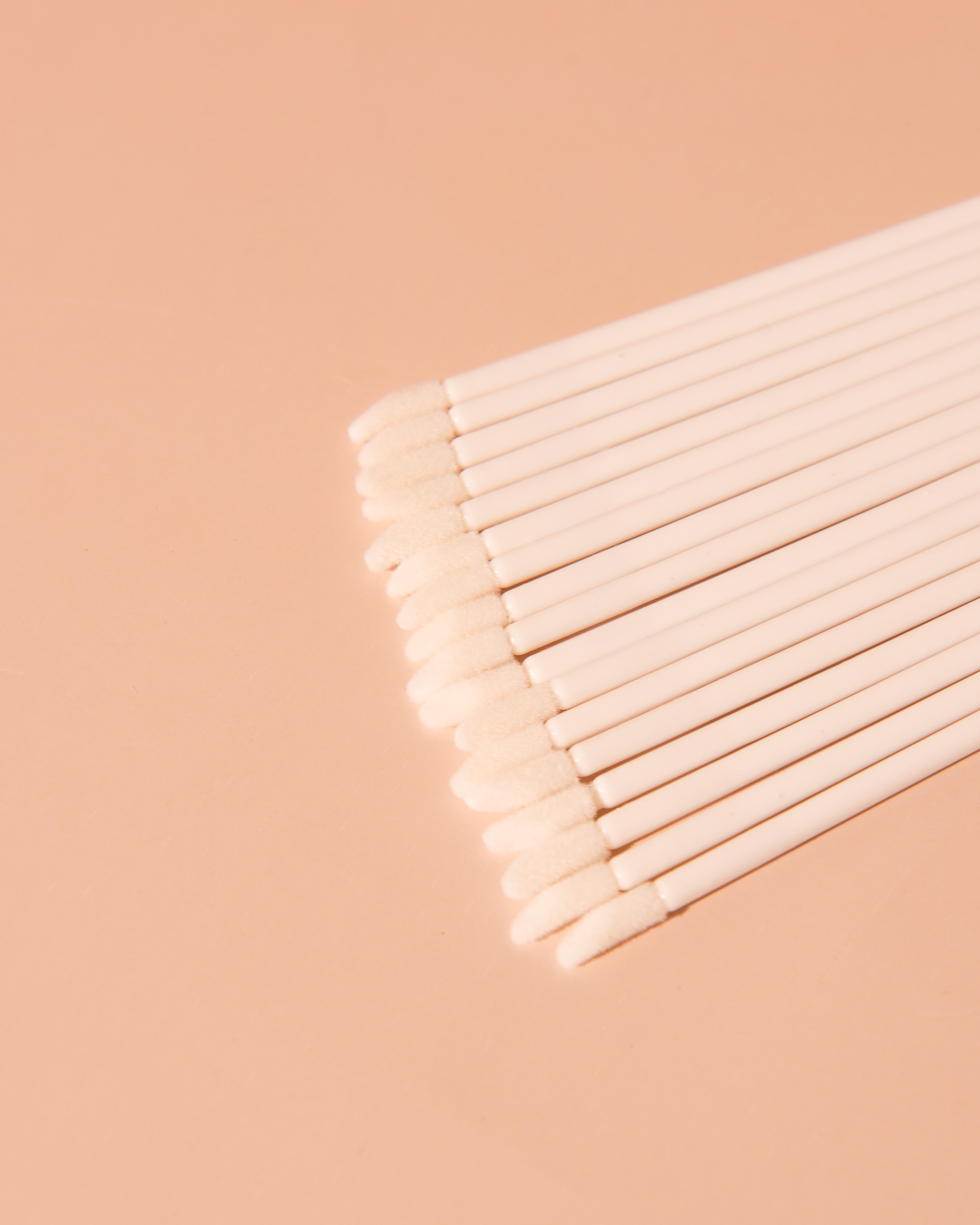 White Lip Brush (50 pack)